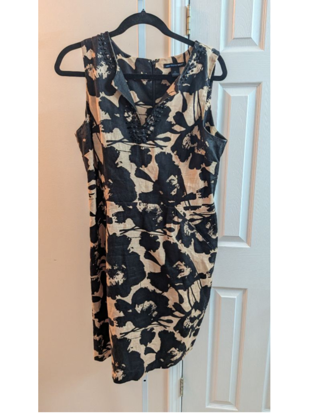 Saint Tropez West 100% Linen Sheath Dress Black Tan Floral Beaded Neck Size 12